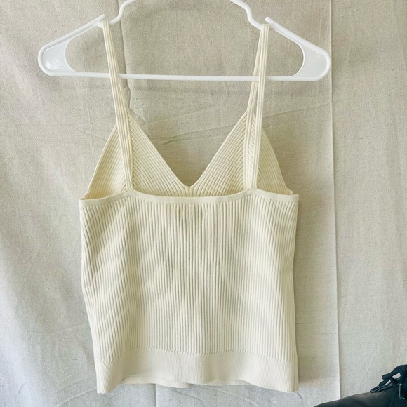 Gap Ribbed Tank Top - Picture 4 of 8